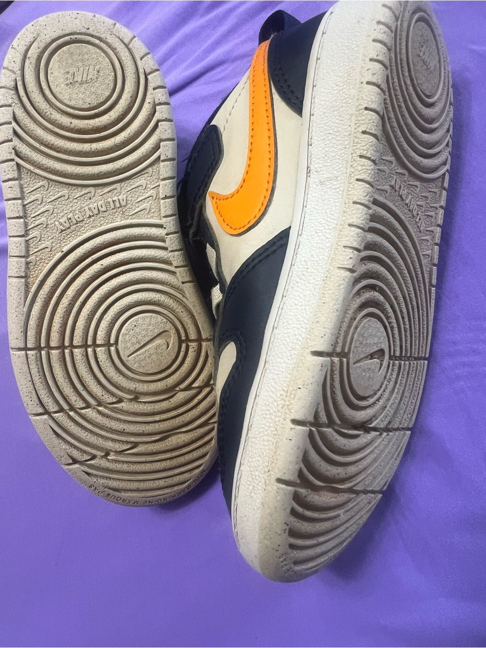 Nike Kids Sneakers Navy White Orange - Picture 4 of 4